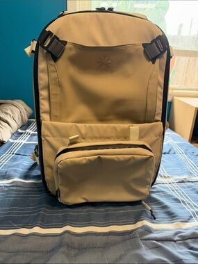 Tropicfeel Hive 1.0 Travel Backpack Bundle + Wardrobe System & Fidlock Toiletry